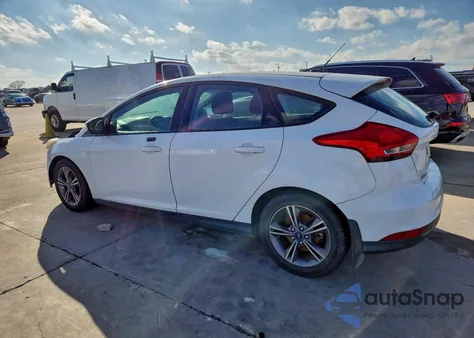 2016 Ford Focus Se z USA, uszkodzony, nr VIN 1FADP3KE8GL297671